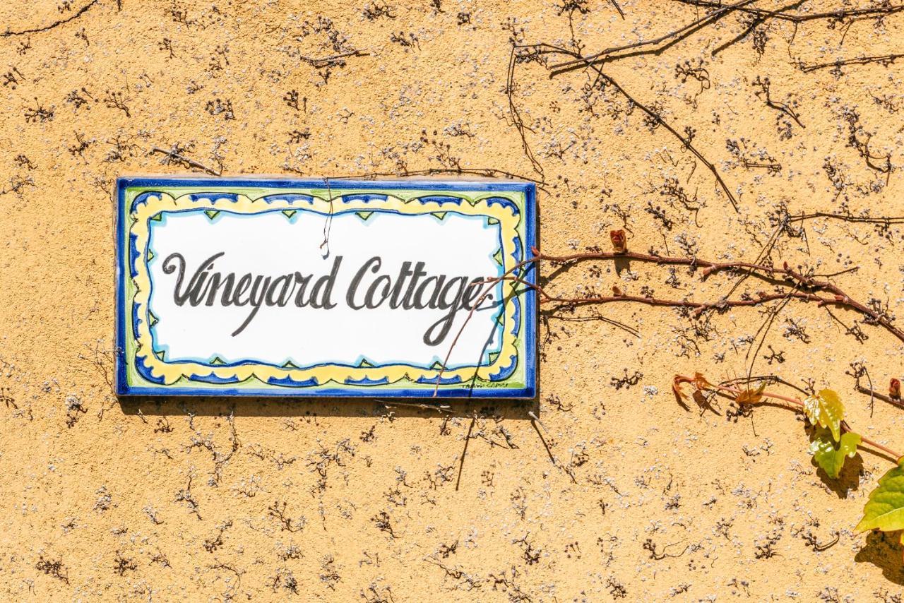 The Vineyard Cottage - Stay Waiheke Onetangi Buitenkant foto
